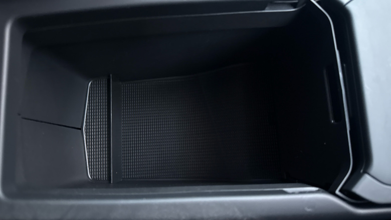 Volvo XC40 2.0 B3P Core 5dr Auto Petrol Estate